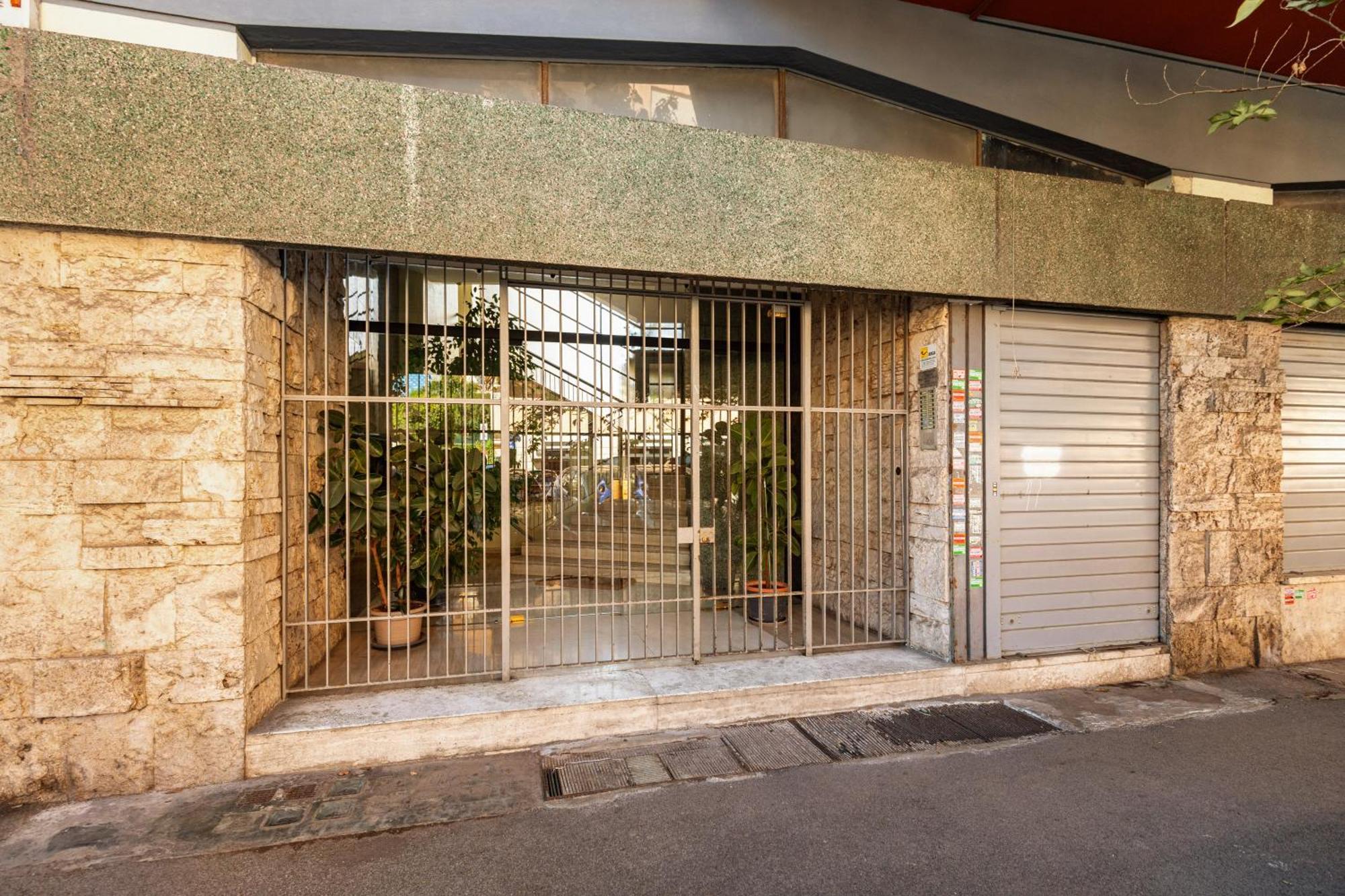 Adelante Rooms San Giovanni 罗马 外观 照片